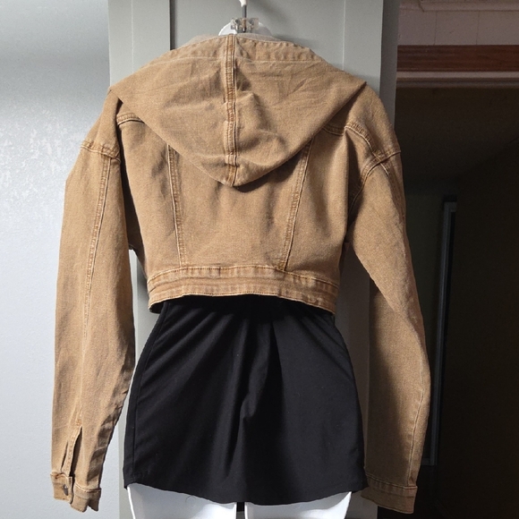 Trendy Tan Cropped Jacket with Hood - Picture 3 of 4